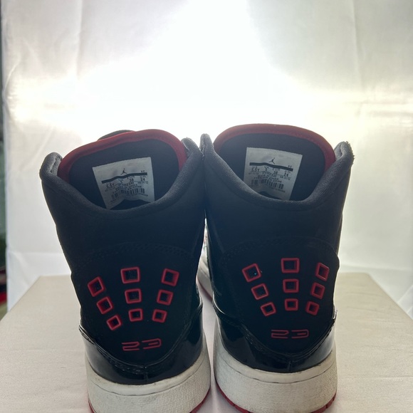 Nike Jordan 1 Flight (Black & Red) Size US Men 5.5 Y - Picture 3 of 6